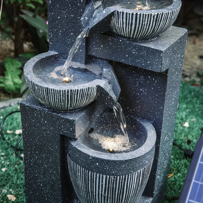 Solarbetriebener Gartenbrunnen mit LED – 4-stufige Kaskade mit Schalen und Pumpe