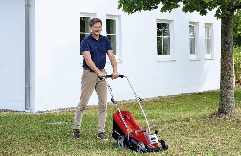 Einhell Akku-Rasenmäher GE-CM 18/33 Li Kit 18V, 33cm Schnittbreite, inkl. 4,0Ah Akku und Ladegerät